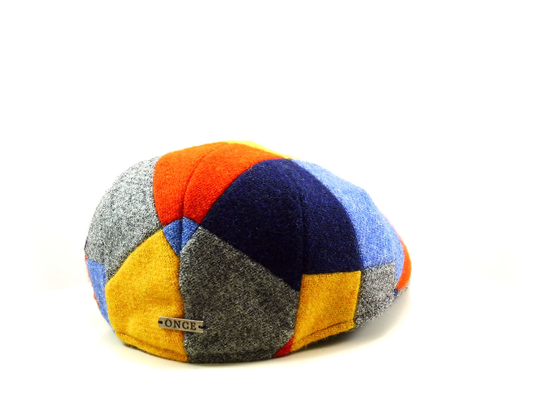 Hat particular
