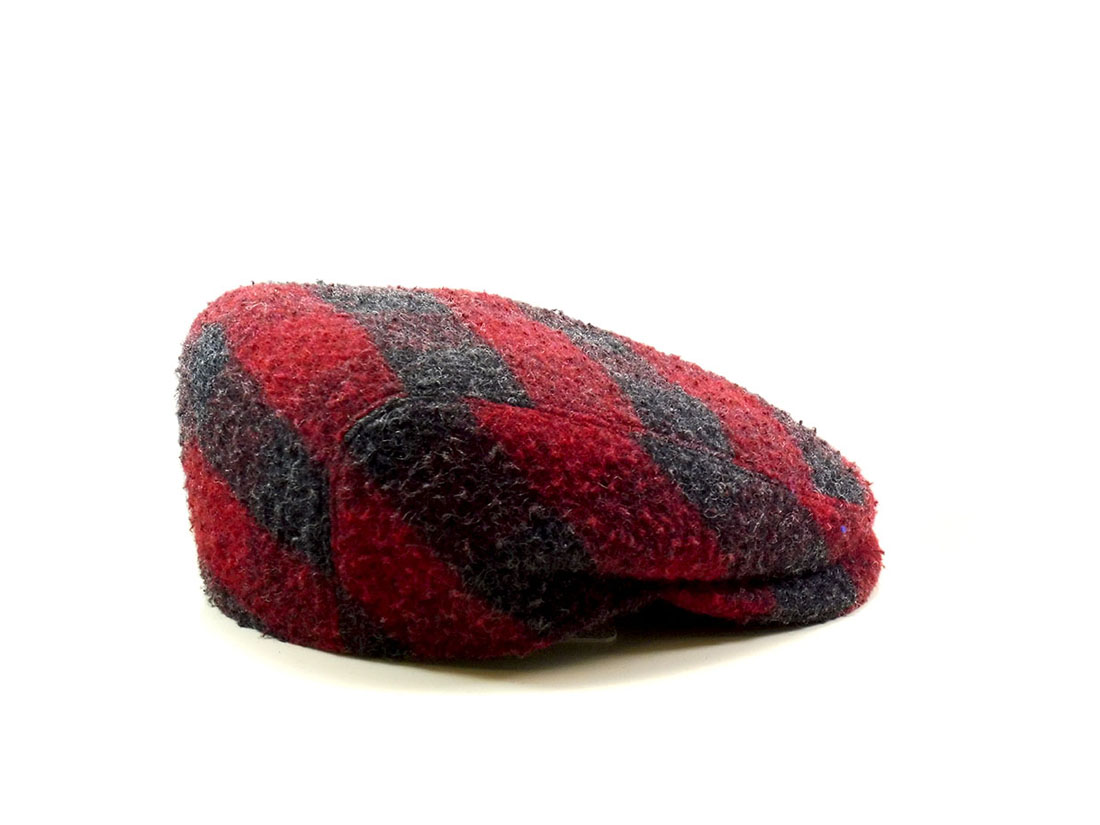 Hat particular