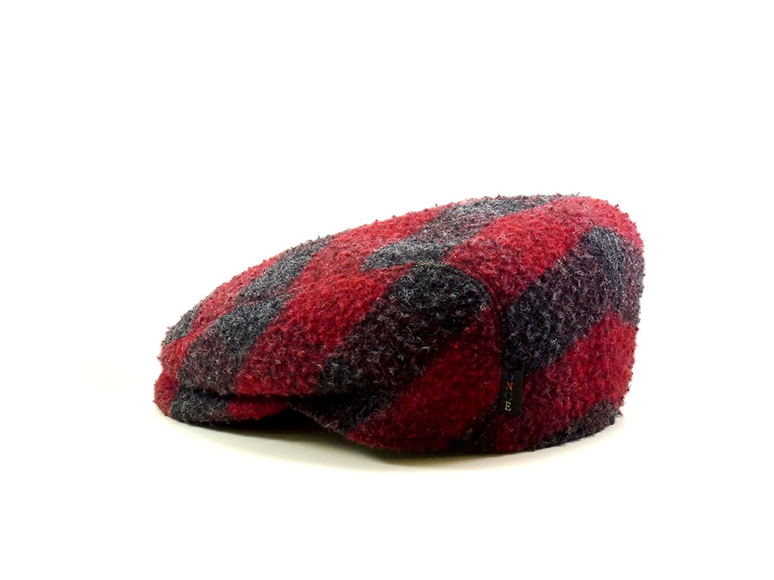 Hat particular