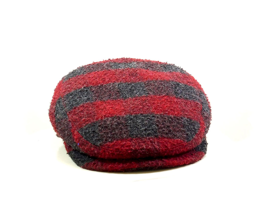 Hat particular