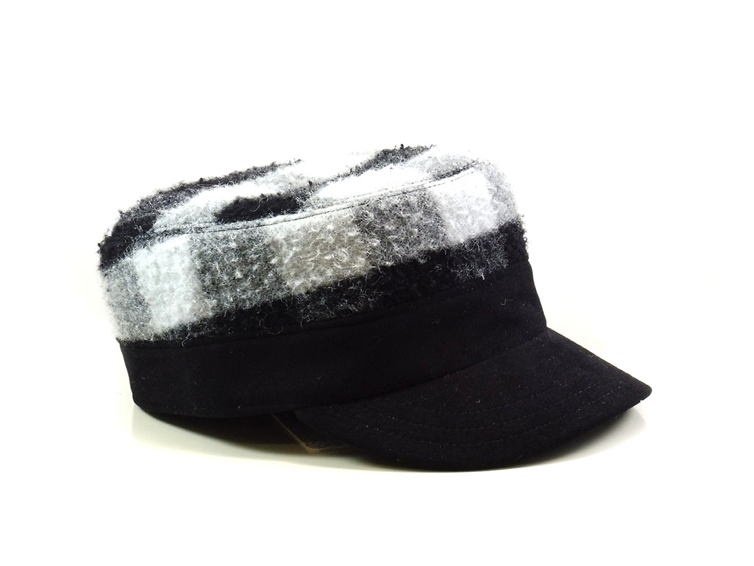 Hat particular