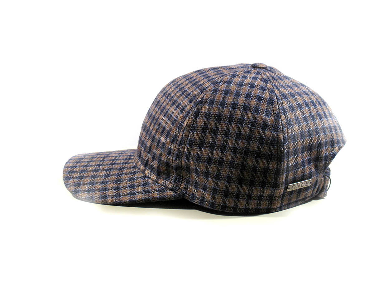Particular of the hat
